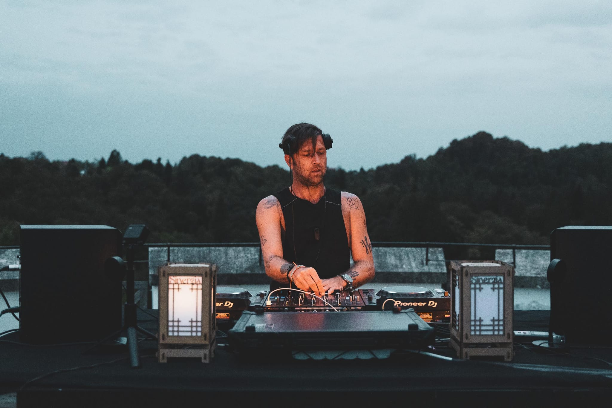 Peter Makto - Photo 5